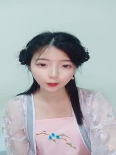 Megan Sages高清视频,展示她的小胸部和穿着高跟鞋的阴道